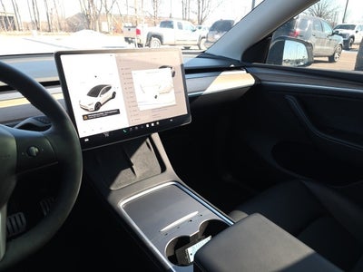 2024 Tesla Model Y Performance