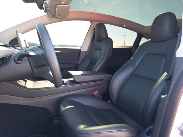 2024 Tesla Model Y Performance