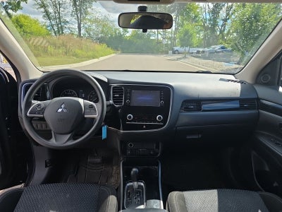 2020 Mitsubishi Outlander ES 4WD