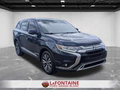 2020 Mitsubishi Outlander SE