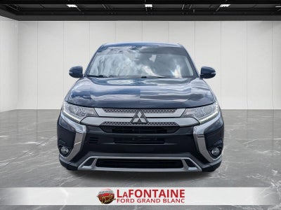2020 Mitsubishi Outlander SE