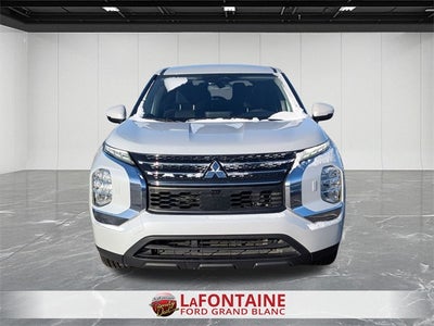 2022 Mitsubishi Outlander ES