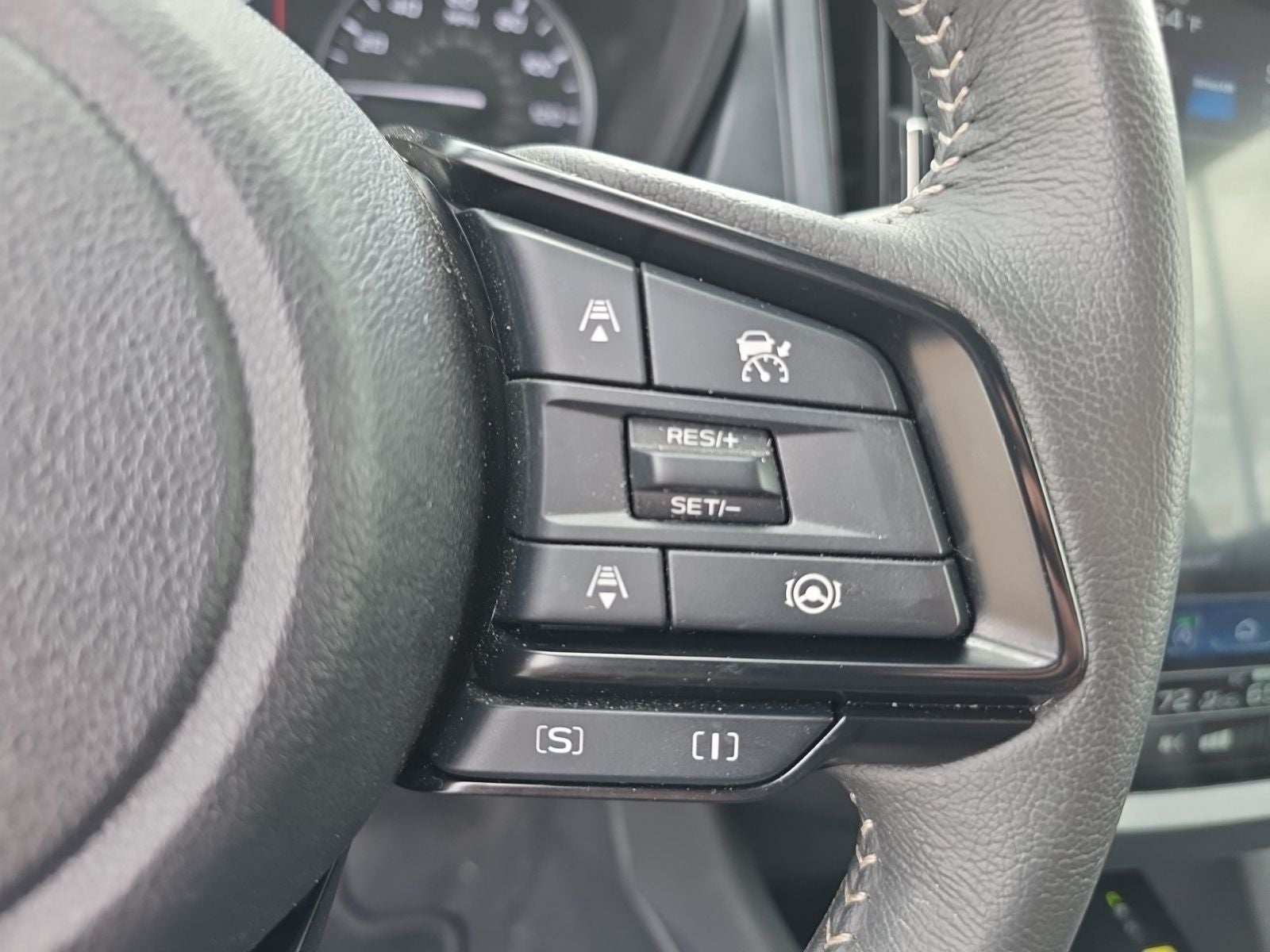 2025 Subaru Forester Premium AWD