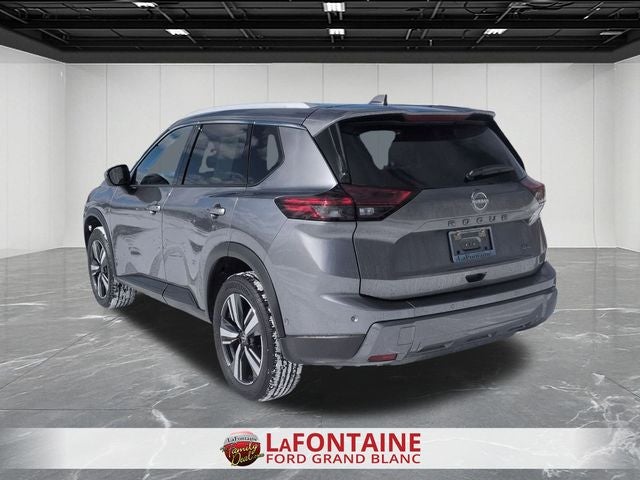 2025 Nissan Rogue SL