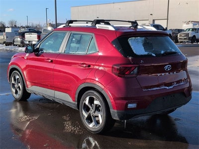 2022 Hyundai Venue SEL