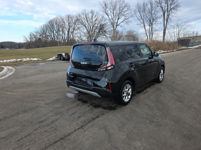 2024 Kia Soul LX