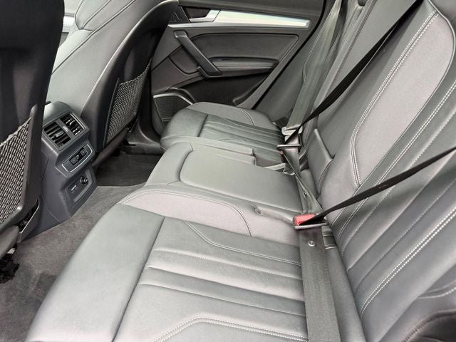 2024 Audi Q5 45 S line Premium quattro