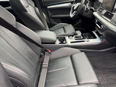 2024 Audi Q5 45 S line Premium quattro