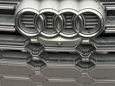 2024 Audi Q5 45 S line Premium quattro