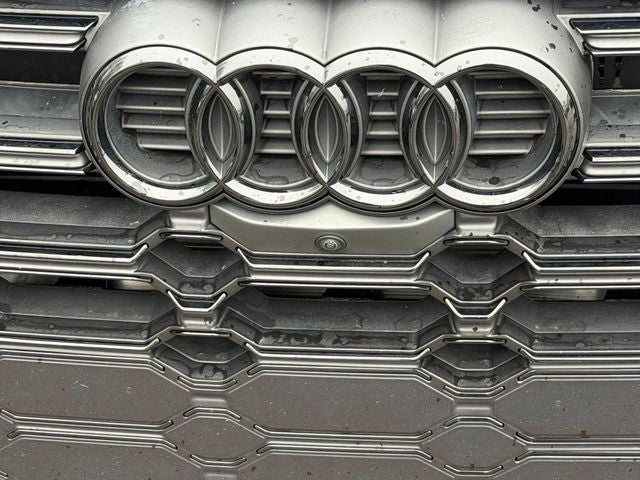 2024 Audi Q5 45 S line Premium quattro