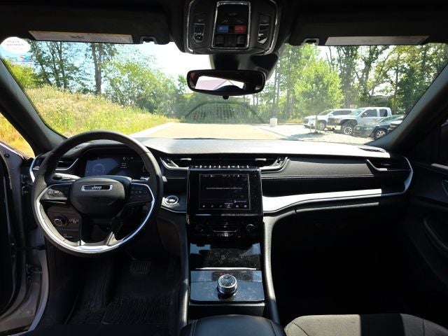2024 Jeep Grand Cherokee L Laredo 4WD