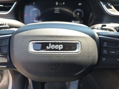 2024 Jeep Grand Cherokee L Laredo 4WD