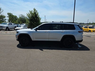 2024 Jeep Grand Cherokee L Laredo 4WD