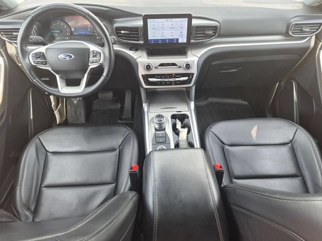 2023 Ford Explorer XLT 4X4
