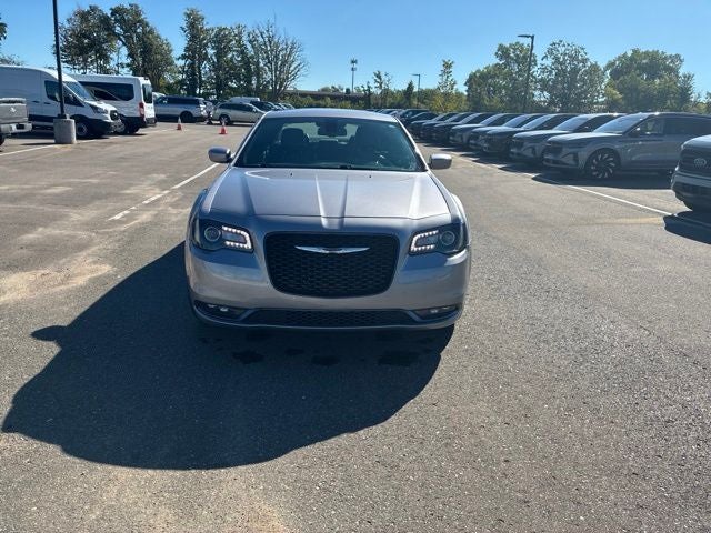 2017 Chrysler 300 S