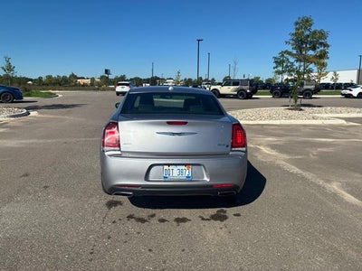 2017 Chrysler 300 S