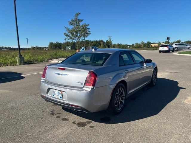 2017 Chrysler 300 S