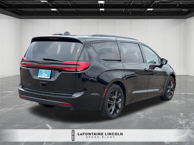 2025 Chrysler Pacifica Limited