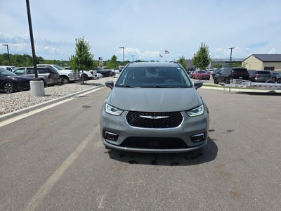 2022 Chrysler Pacifica Touring L AWD