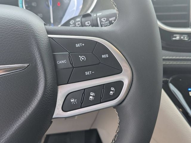 2022 Chrysler Pacifica Touring L AWD