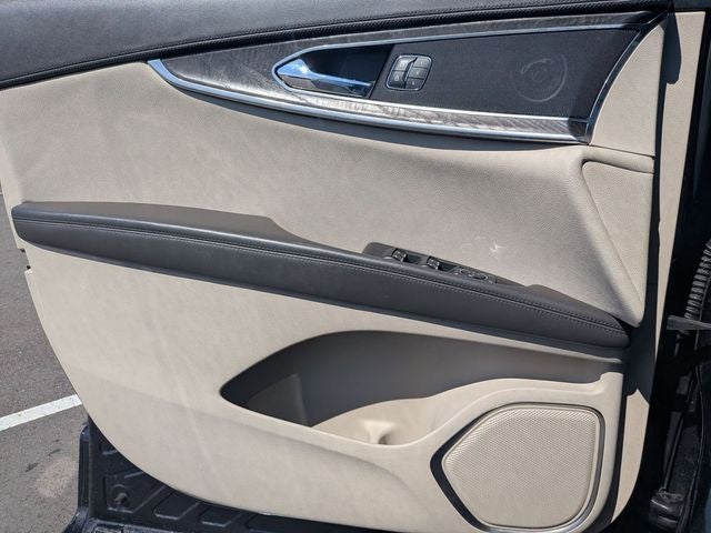 2019 Lincoln Nautilus Select