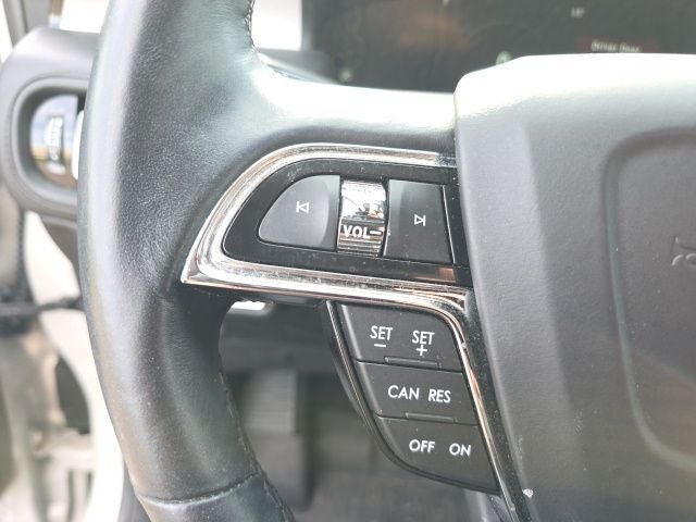 2022 Lincoln Nautilus Reserve AWD