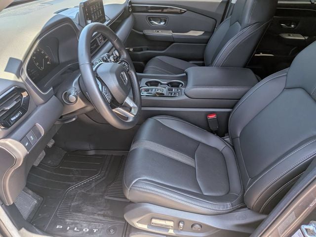 2025 Honda Pilot Touring AWD