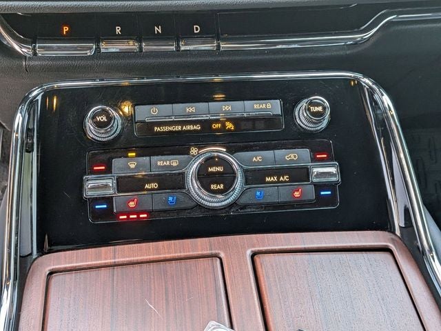 2022 Lincoln Navigator Standard