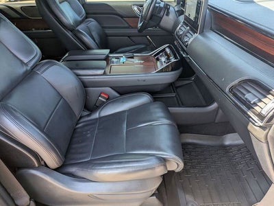 2022 Lincoln Navigator Standard