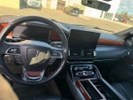 2022 Lincoln Navigator Standard 4WD!