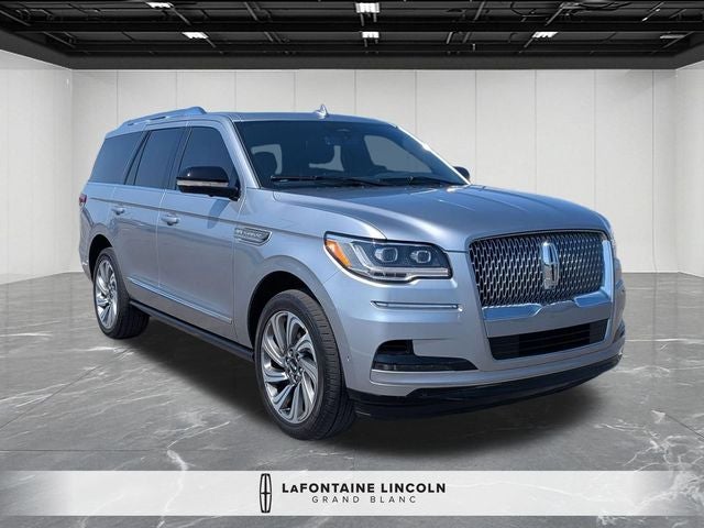 2022 Lincoln Navigator Standard
