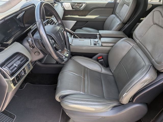 2023 Lincoln Navigator Black Label