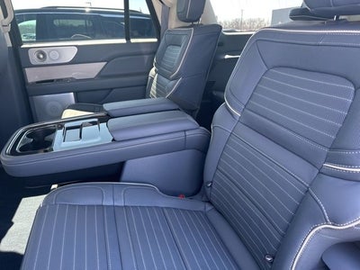 2024 Lincoln Navigator L Black Label