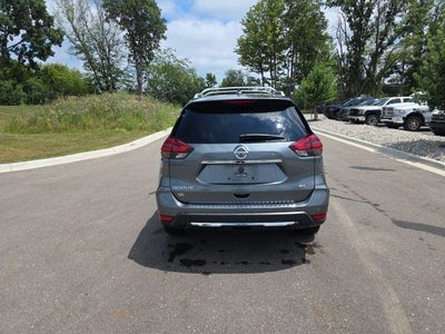 2020 Nissan Rogue SL