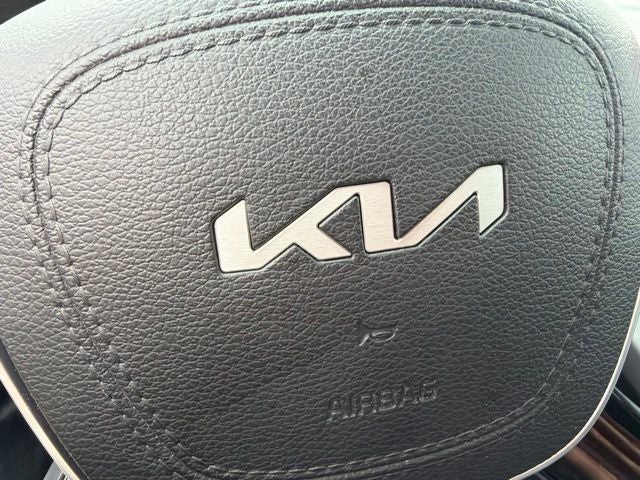 2023 Kia Telluride LX