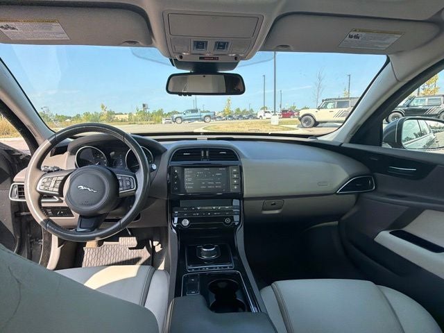 2018 Jaguar XE 25t Premium