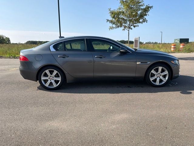 2018 Jaguar XE 25t Premium
