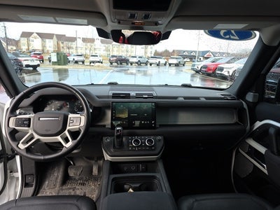 2023 Land Rover Defender 130 SE