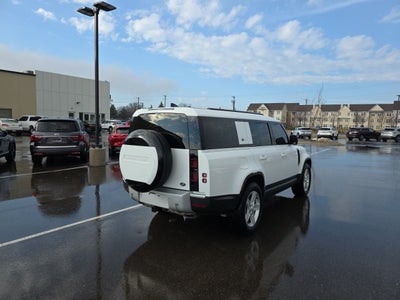 2023 Land Rover Defender 130 SE