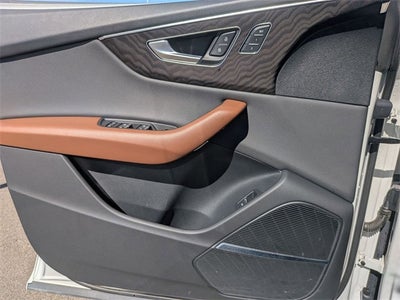 2022 Audi Q8 55 Premium Plus quattro